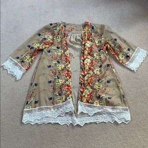 Floral kimono NWT